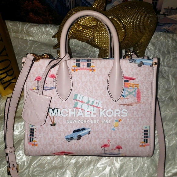 Michael Kors Mirella Jet Set Mini - Picture 1 of 8
